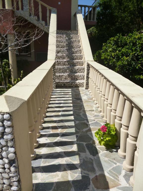 Marinos Studios At Lourdata Village Ngoại thất bức ảnh