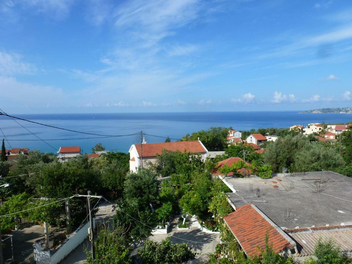Marinos Studios At Lourdata Village Ngoại thất bức ảnh